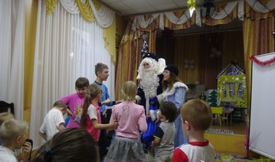 Сотрудники ОМВД России по г.о. Зарайск приняли участие в акции «Полицейский Дед Мороз»